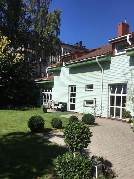 Appartement New House, Private Garden & Parking Center